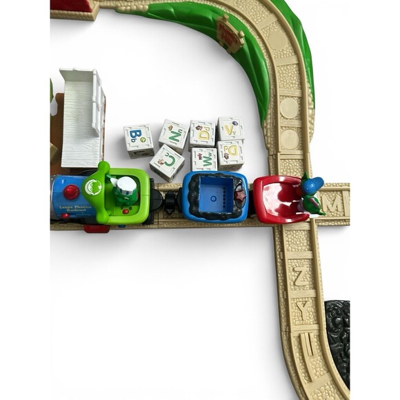 Leapfrog Leap’s Phonics Railroad Train Set  Alphabet RARE -Tested - Picture 2 of 16
